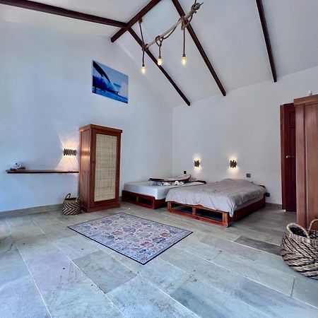 Lances Right Surfhouse Hotel Katiet ภายนอก รูปภาพ